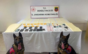 Denizli'de 517 bin 800 kullanımlık uyuşturucu ele geçirildi
