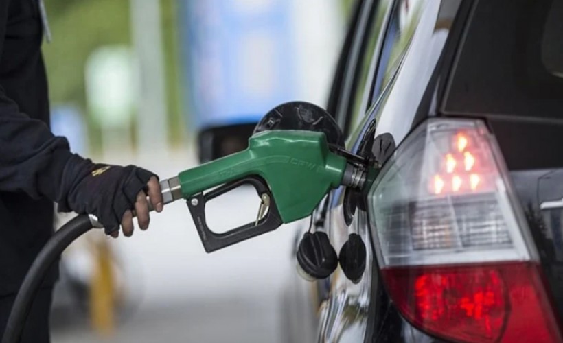 Dün motorine bugün benzine zam geldi