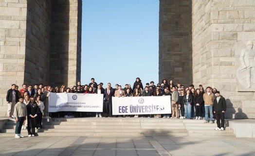 EÜ öğrencileri, Çanakkale şehitlerinin huzuruna çıktı
