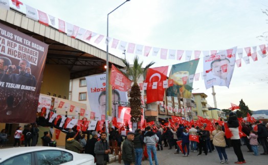 Efes Selçuk'ta yoğun katılım: Dayanışma sandığında 15 bin 283 oy kullanıldı