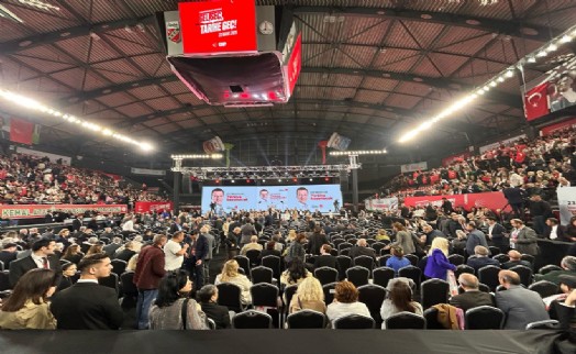 Ekrem İmamoğlu İzmir'de! Partililerle buluştu