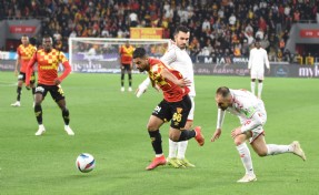 Göztepe, Samsunspor karşısında 90'da yıkıldı
