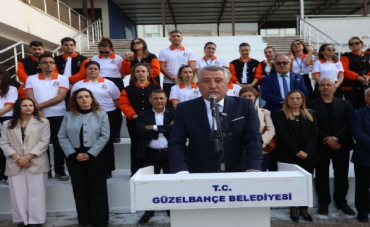Güzelbahçe’de erken bayramlaşma: Başkan Günay'dan kurultay mesajı