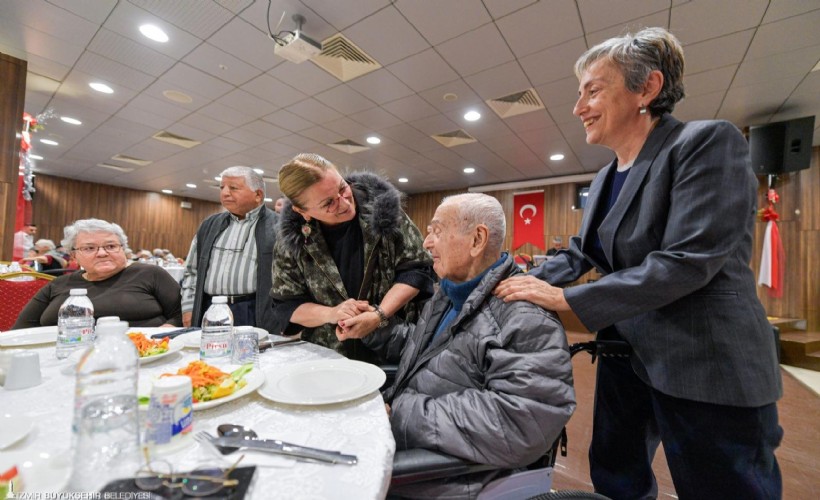 Huzurevinde iftar buluşması: 'Büyükşehir yanınızda...'