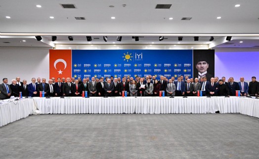 İYİ Parti'nin 81 il başkanından ortak açıklama: Darbe dönemini aratmayan saçmalığı, il il, ilçe ilçe anlatacağız