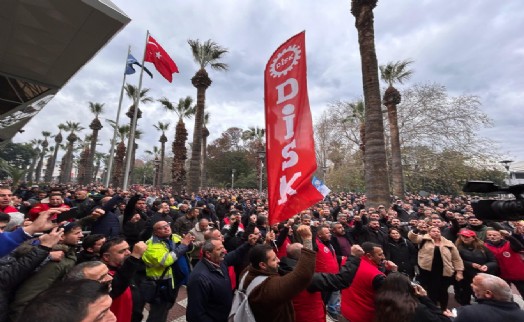 İZENERJİ’de TİS görüşmeleri devam ediyor: Sendika teklifi reddetti!