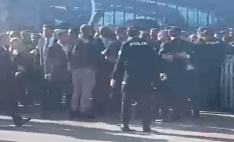 İmamoğlu karşılamasında CHP’li Sarıgül ile polis arasında arbede!