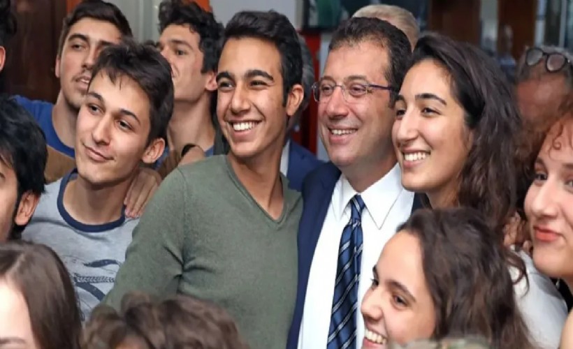 İmamoğlu'ndan gençlere mesaj: Tarih yazmalarına az kaldı