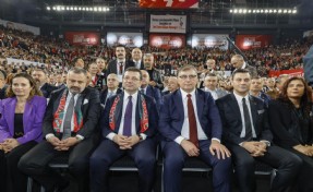 İmamoğlu startı İzmir'den verdi! İmza vermeyen 5 milletvekili buluşmaya katılmadı!