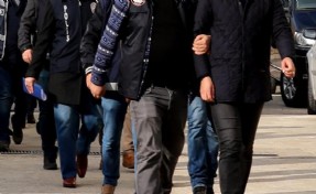 İzmir dahil 76 ildeki uyuşturucu operasyonunda 2 bin 365 gözaltı
