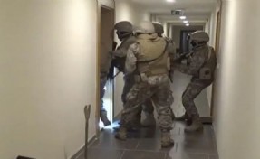 İzmir'de DEAŞ operasyonu: Çok sayıda örgüt üyesi yakalandı
