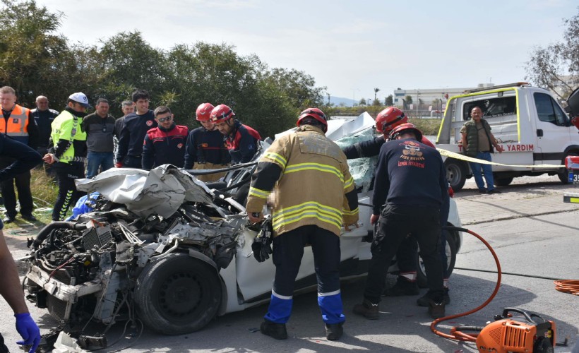 İzmir'de feci kaza; Olay yerinde can verdi