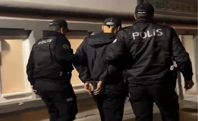 İzmir'de kırmızı bültenli firari yakalandı