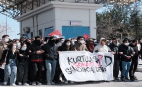 İzmir'de öğrencilere polis müdahalesi: Çok sayıda gözaltı