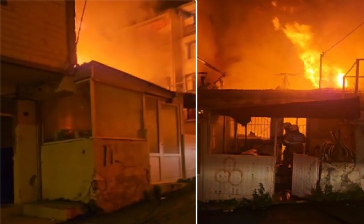 İzmir'deki ev yangını, söndürüldü