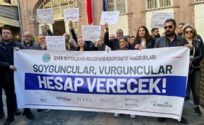 İzmir'deki kooperatiflerden belediye önünde eylem! 'Soyguncular hesap verecek'