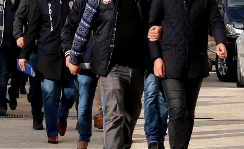 İzmir merkezli yasa dışı bahisçiler ve çocuk tacizcilerine operasyon