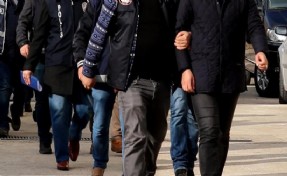 İzmir merkezli yasa dışı bahisçiler ve çocuk tacizcilerine operasyon