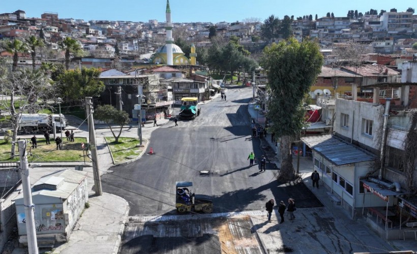 İzmir’de asfalt seferberliği devam ediyor: Gürçeşme Caddesi yenileniyor!