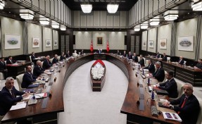 Kabine bugün toplanıyor: Emeklilere bayram ikramiyesi masada