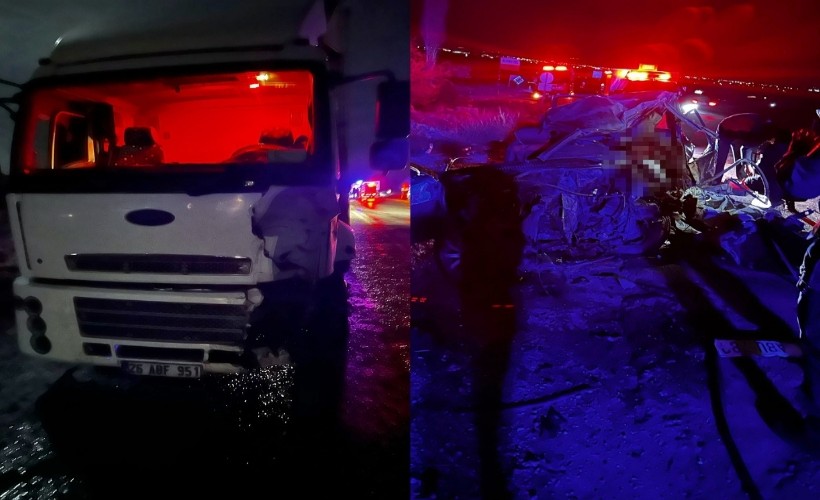 Kamyonla çarpışan otomobilin sürücüsü öldü