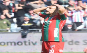 Karşıyaka'da Hakan Barış kızdırdı