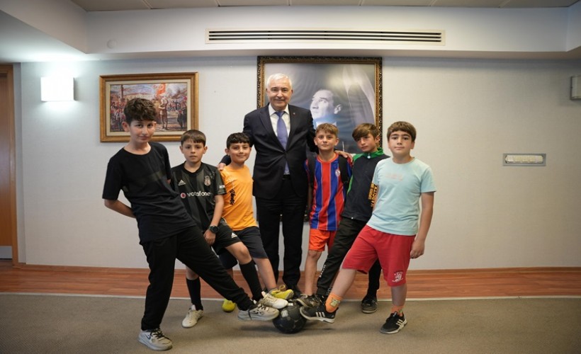 Kemalpaşa mini futbol sahalarına kavuşuyor