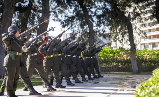 Konak Çanakkale şehitlerini andı