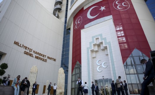 MHP’de ‘Öcalan’ bölünmesi! Eski Ülkü Ocakları Genel Başkanı’ndan ağır sözler