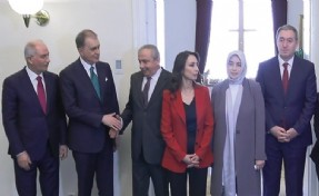 Meclis'te 'İmralı' turu: AK Parti 'çok samimi' dedi, DEM açıklamasız ayrıldı