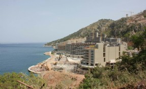 Muğla ve Marmaris belediyelerine 'kaçak oteli yıkın' talimatı