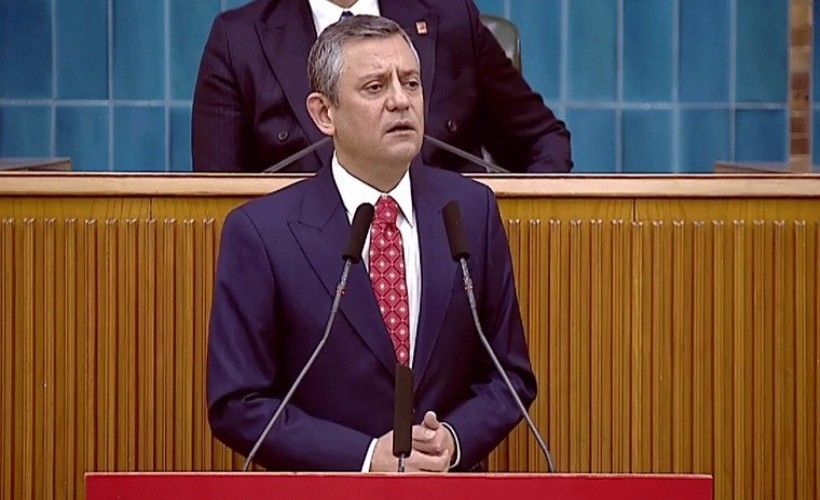 Özel'den çarpıcı sözler: Bu parti seni tükürükle boğar