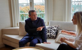 Özgür Özel, Dilek İmamoğlu'nu ziyaret etti