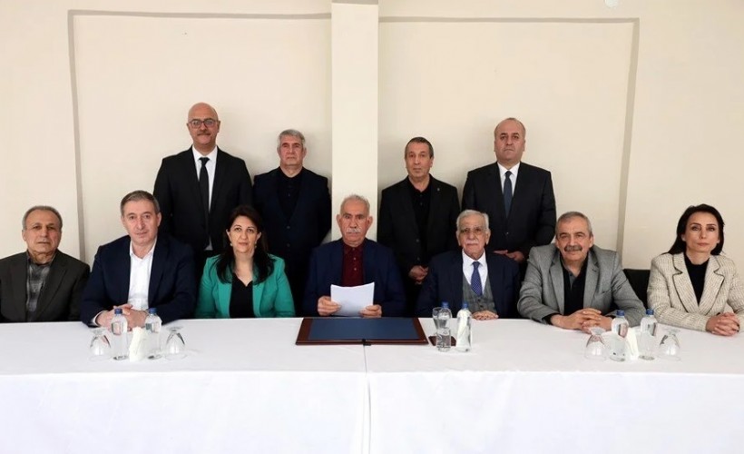 PKK'dan 'ateşkes' açıklaması: 'Kongreye Öcalan başkanlık etsin' talebi