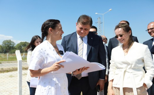 Pamucak Rekreasyon Alanı’nda çalışmalar hızla devam ediyor