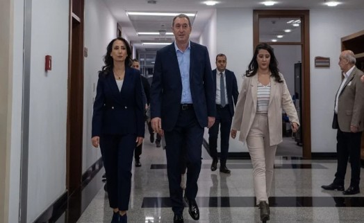 Tarihi süreçte kritik gün: DEM-MHP görüşmesi başladı