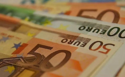 Tüm zamanların rekoru: 1 Euro, 40 TL’yi geçti!
