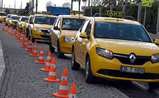 UKOME kararını verdi: İzmir'de taksi fiyatlarına zam