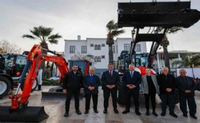 Urla Belediyesi’nde yeni hizmet araçları tanıtıldı