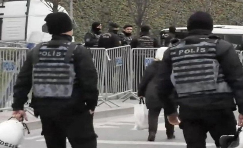 1 Mayıs öncesi İzmir'de şafak baskınları: 41 kişi gözaltında!