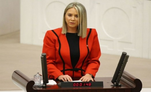 AK Partili Çankırı'dan Bayraklı Belediyesi'ne tepki: Manzara hep aynı!