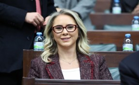 AK Partili Çankırı'dan Tugay'a 'kesinti' yanıtı: 'Biz iğne ucunda denge sağlarken siz çivi çakmaktan acizsiniz'