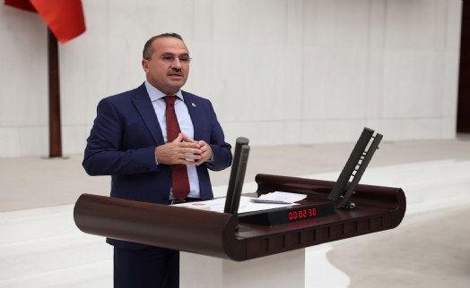 AK Partili Kırkpınar'dan Tugay'a 'algı operasyonu' çıkışı: 'Genel başkanı gibi suçluları savunma modunda'