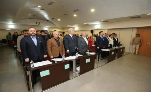 AK Partili Meclis Üyelerinden Başkan Ünsal’a: Hizmetsizlik ve usulsüzlük diz boyu!