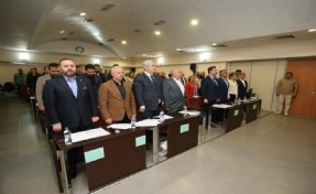 AK Partili Meclis Üyelerinden Başkan Ünsal’a: Hizmetsizlik ve usulsüzlük diz boyu!