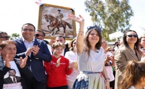 Alaçatı’da Ot Festivali’ne ziyaretçi akını: Dört günlük kültür ve lezzet şöleni!
