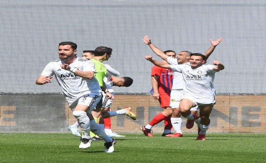 Altay deplasmanda kurtuluş için terliyor