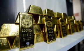 Altın rekor üstüne rekor kırıyor... Trump'tan FED'e eleştiri