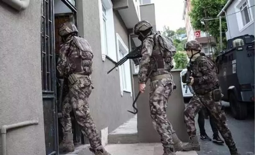 Bakan Yerlikaya açıkladı! 2 ilde 'uyuşturucu' baskınları: 16 şüpheli yakalandı