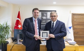 Başkan Tugay, AB Türkiye Delegasyonu Başkan Yardımcısı Vilcinskas’ı ağırladı
